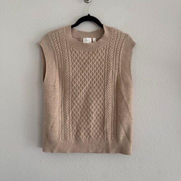 Cyrus Sweaters - NWOT Cyrus medium cream sweater vest